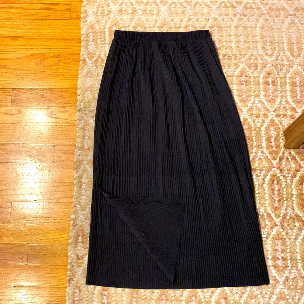 NWOT Wilfred black midi slit skirt in XS